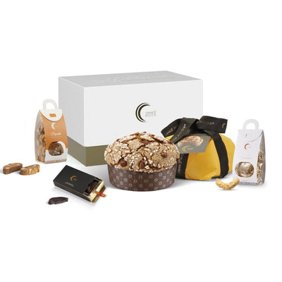 Orange Moon – Confezione regalo Natale "Sapori dalla Sicilia" con panettone mandorlato, Fetta di arancia candita al cioccolato, biscotto secco alle mandorle e pasta di mandorle vendita online a prezzi competitivi su www.finetaste.it